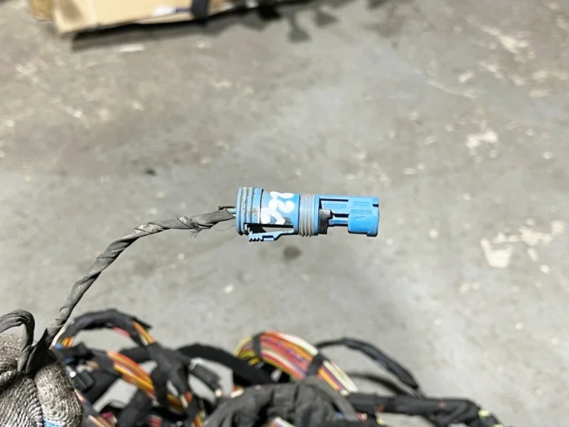 Разъем датчика ABS BMW E81 E82 E87 E90 E92 E39 E38 E60 E65 E53 E84, Mini Cooper R50 R52 R53