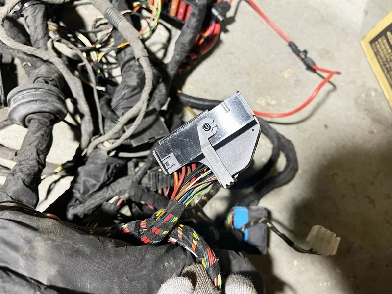 Разъем BMW E60