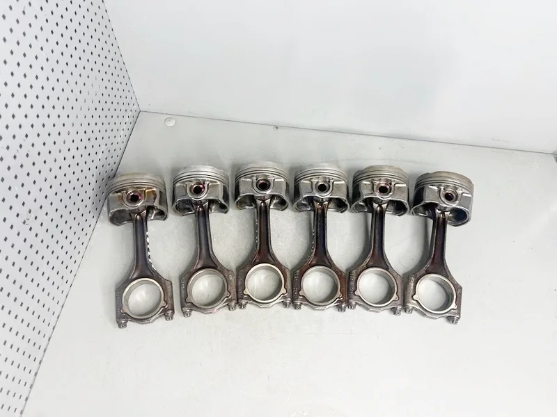 Поршни с шатунами BMW E39 E46 E60 E61 E83 