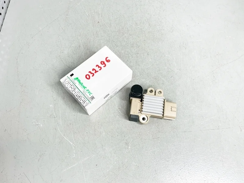 Реле-регулятор генератора ZOTYE Z300, Z500