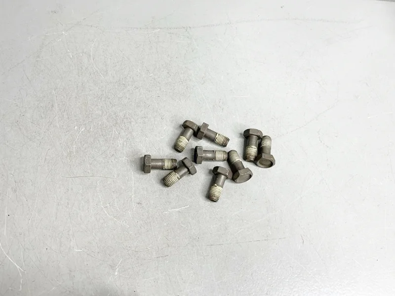 Болт маховика АКПП BMW E28 E30 E32 E34 E36 E38 E39 E46 E60 E63 E65 E87 E90 E91 E92 E93 E83 E53 E70 E71 F07 F10 F15 F16 G05 G06 G07 G11 G14 G30 