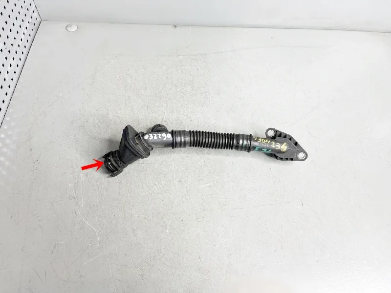 Трубка картерных газов BMW F07 F10 F11 F12 F01 F02 E70 E71
