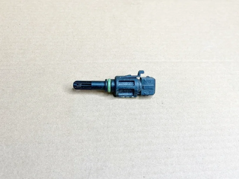 Датчик температуры всасываемого воздуха BMW E36 E46 E39 E38 E31 E83 E53, Z3 E36