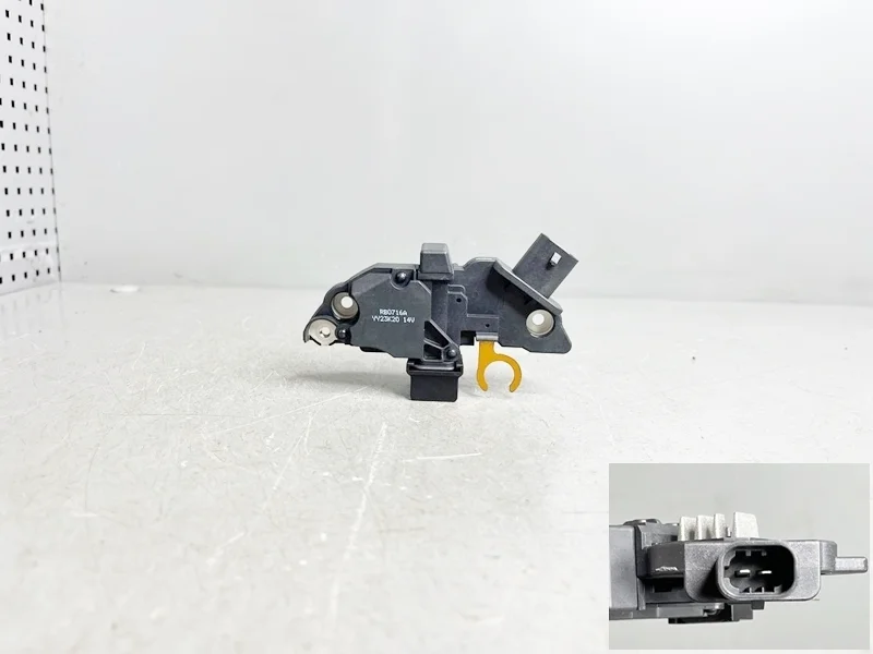 Реле-регулятор генератора Opel Vectra, Zafira, Astra