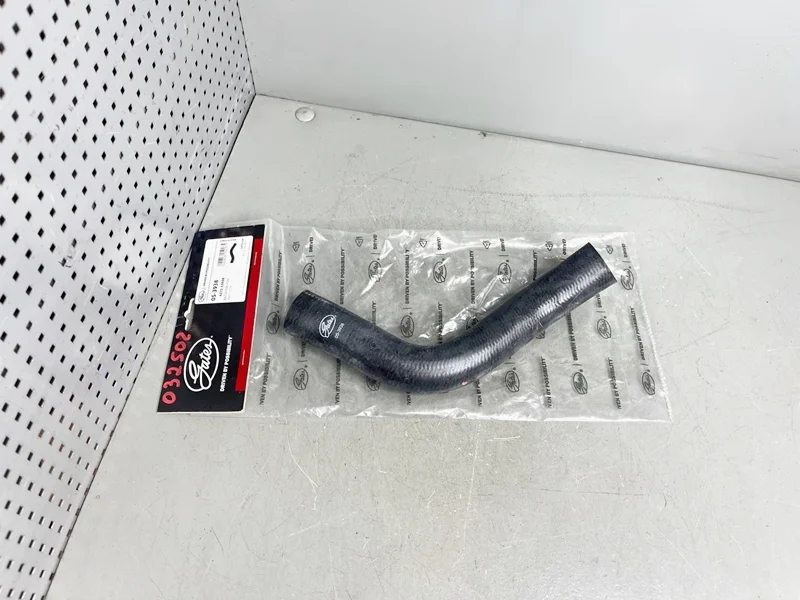 Патрубок радиатора Hyundai Solaris