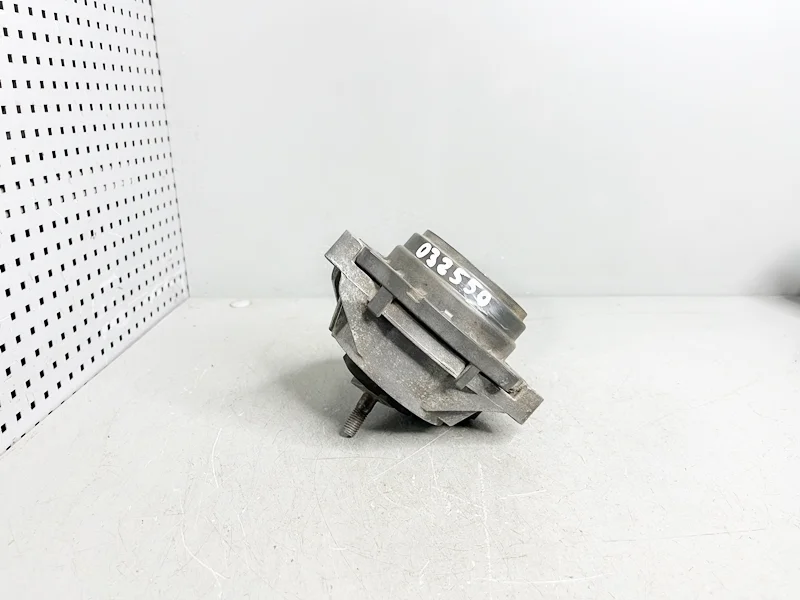 Опора двигателя левая BMW F20 F21 F22 F30 F34 F32 F36 F25 F26