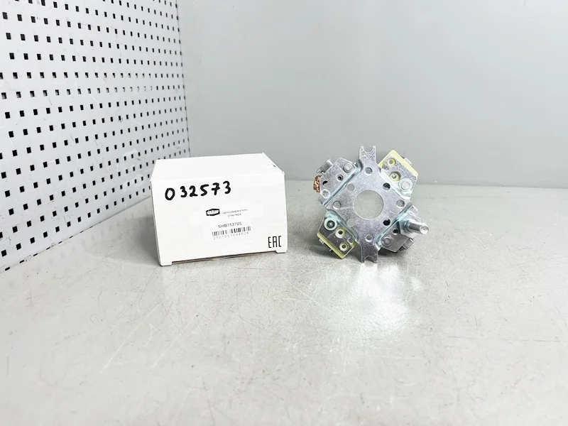 Щеткодержатель стартера DAF, MERCEDES, MAN