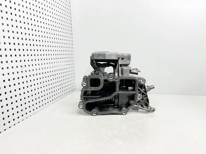 Корпус термостата BMW G20 G21 G30 G32 G11 G12 G15 G16 G01 G02 G05 G06 G07
