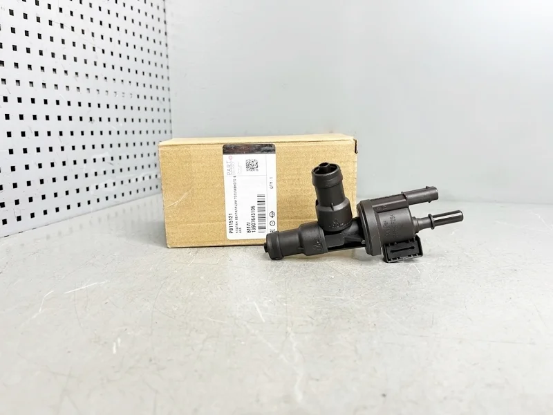 Клапан вентиляции топливного бака BMW F20 F22 F30 F34 G97 F98 G01 G02 G05 G06 G07 G11 G12 G14 G15 G16 G20 F32 F36 G29 G30 G31 G32