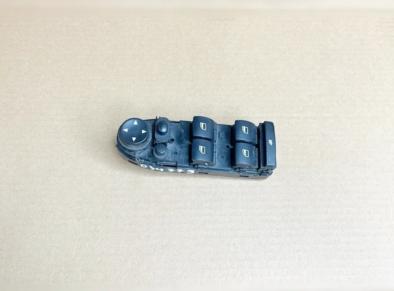 Блок управления стеклоподъемниками BMW E70 E71
