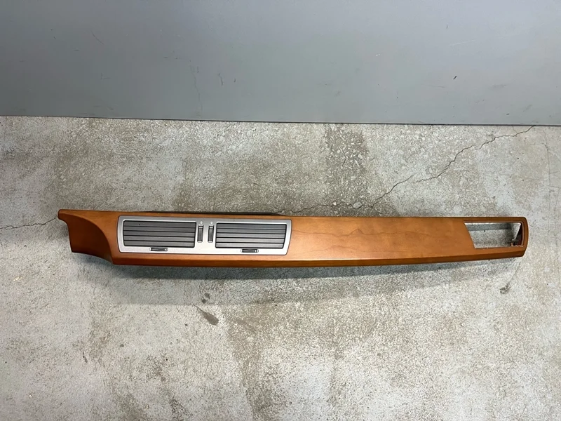 Накладка на торпедо декоративная BMW E65 E66