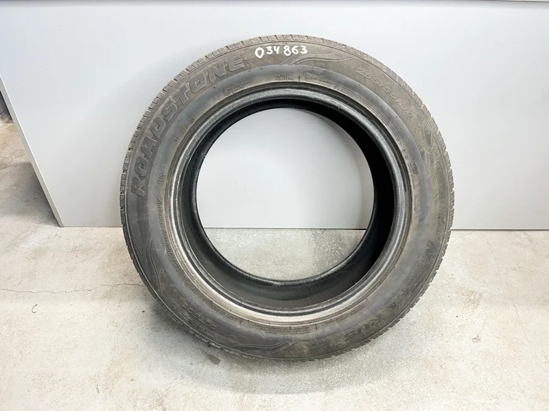 Резина Roadstone N Fera RU5 R18