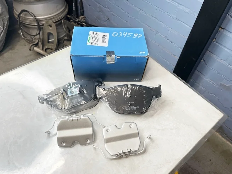 Тормозные колодки передние BMW Е70 E71 F15 F16
