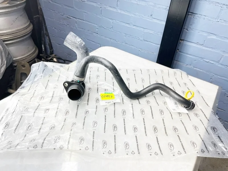 Шланг системы охлаждения BMW F20 F21 F30 F34 F07 F10 E84 F25 F26 F15 F16