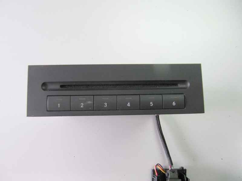 Проигрыватель CD DVD Mercedes W211