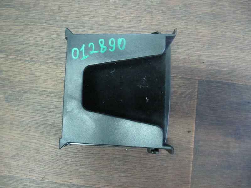 Ящик в подлокотнике BMW E65