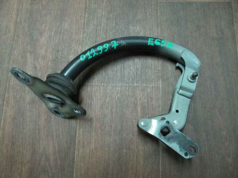 Петля багажника правая BMW Е65
