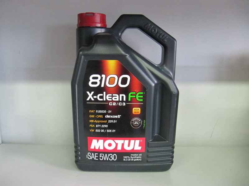 Моторное масло Motul 8100 X-clean FE 5W-30