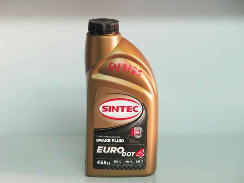 Тормозная жидкость SINTEC EURO DOT 4 BRAKE FLUID