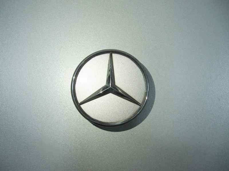 Колпак ступицы колеса Mercedes Benz W211, W163, W203, C209, W219, W220, W251, W463