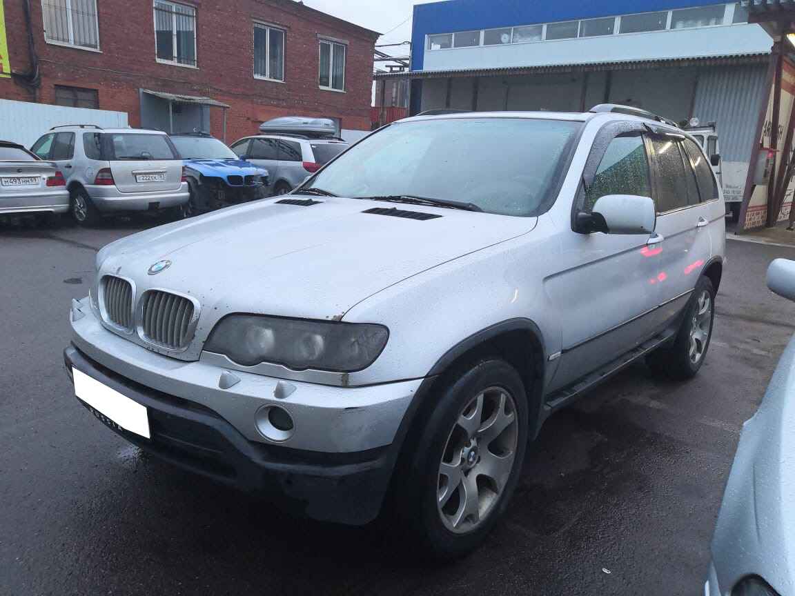 BMW X5 E53,4.4i (до рестайлинг)