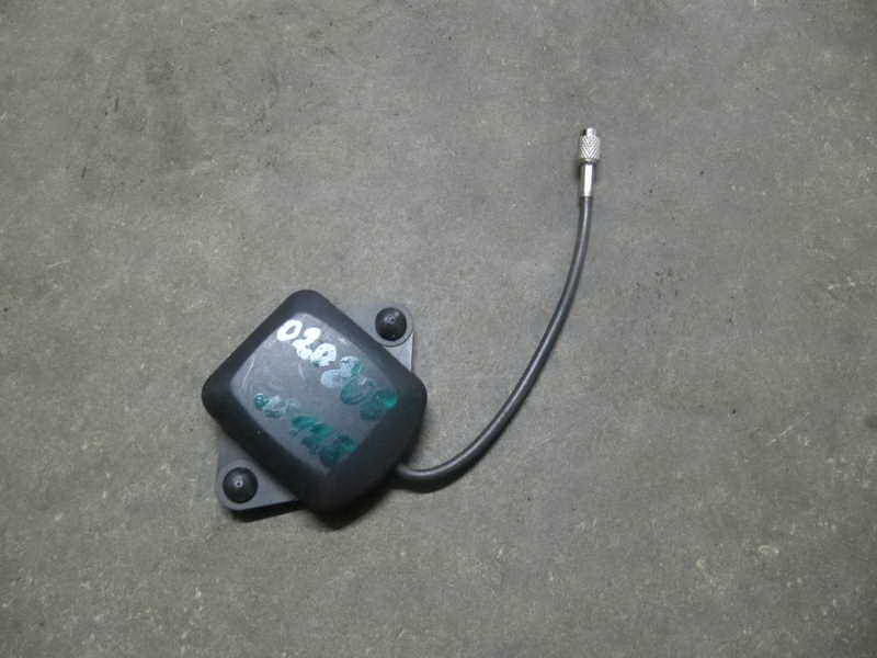 Антенна GPS BMW E39 E38 E46