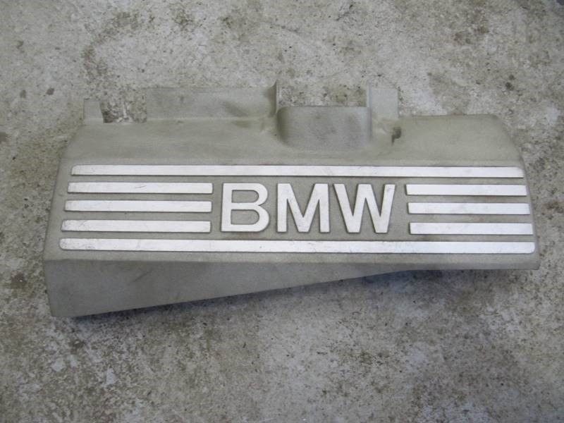 Накладка двигателя правая (декоративная) BMW E60 E63 E64 E65 E66 E53