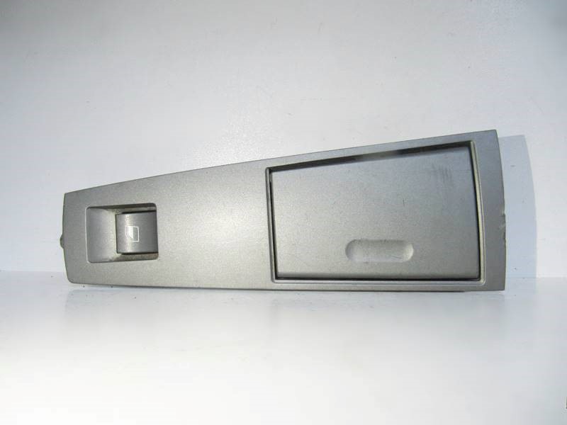 Пепельница задняя правая в дверь BMW E65