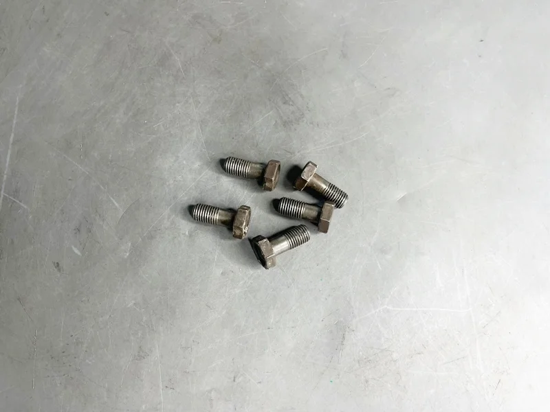 Болт маховика АКПП BMW E28 E30 E32 E34 E36 E38 E39 E46 E60 E63 E65 E87 E90 E91 E92 E93 E83 E53 E70 E71 F07 F10 F15 F16 G05 G06 G07 G11 G14 G30