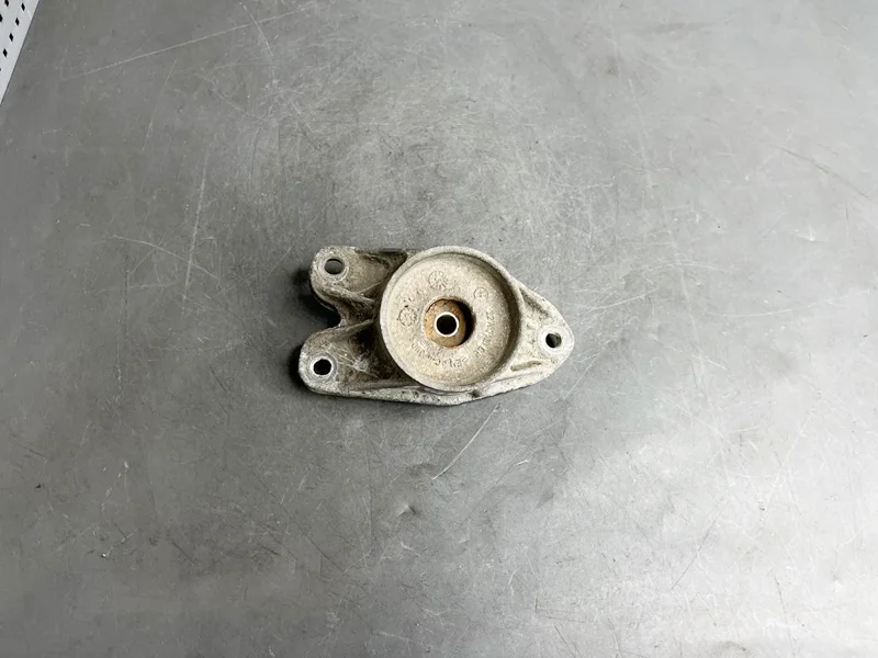 Опора заднего амортизатора BMW F32 F20 F21 F22 F30 F31 F36