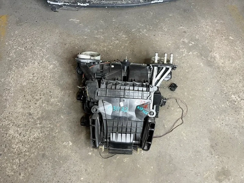 Корпус отопителя BMW Е39