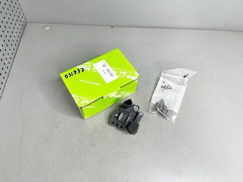 Реле-регулятор генератора Seat, Skoda, VW