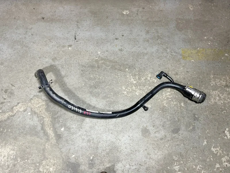 Горловина топливного бака BMW E70 E71 F15 F16 F85 F86