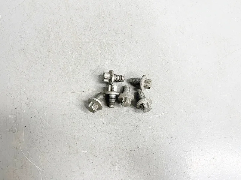 Болт Asa BMW E70 E71 E84 F07 F10 F20 F25 F26 F30 G05 G06 G07 G30 F01 G11 G12 G14 G15